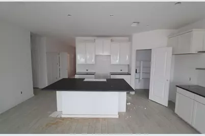 7815 Jade Crest Dr, Angleton, TX 77515 - Photo 32