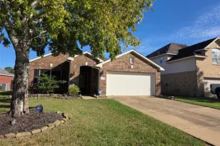 611 Arbor Green Ln, Rosenberg, TX 77469 - Photo 2