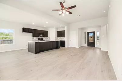 12400 Hackberry Dr, Willis, TX 77318 - Photo 4