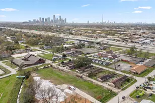 3121 Brewster St, Houston, TX 77026 - Photo 8