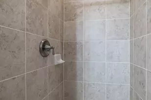 1208 Sampson St, Houston, TX 77003 - Photo 10