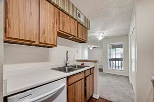 1500 Bay Area Blvd Blvd, Houston, TX 77058 - Photo 18