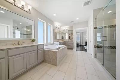 8308 Sorrel Leaf Lane Lane, Houston, TX 77055 - Photo 14