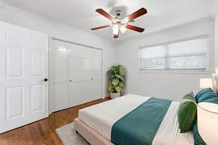 1320 Woodvine Dr, Houston, TX 77055 - Photo 26