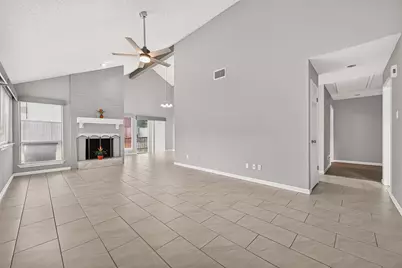 11643 Twinridge Lane, Houston, TX 77099 - Photo 10