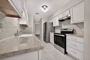 11643 Twinridge Ln, Houston, TX 77099 - Photo 18