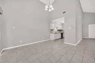 11643 Twinridge Ln, Houston, TX 77099 - Photo 14
