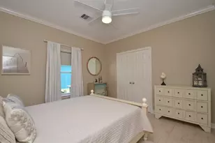 13823 Mutiny Ln, Galveston, TX 77554 - Photo 24