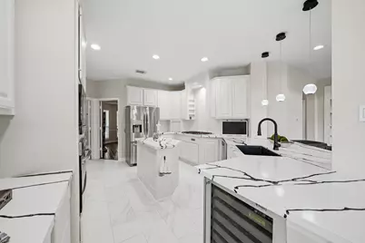5510 Deerbourne Chase Drive, Sugar Land, TX 77479 - Photo 12