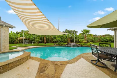 5510 Deerbourne Chase Drive, Sugar Land, TX 77479 - Photo 34