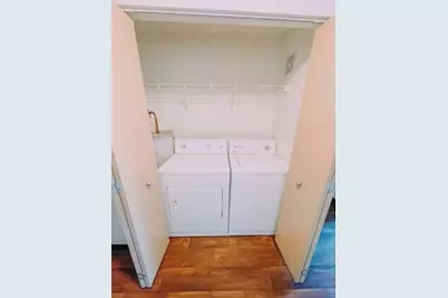 160 SE Washington St, Hillsboro, OR 97123 - Photo 2