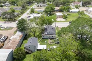 9115 Main St, Needville, TX 77461 - Photo 8