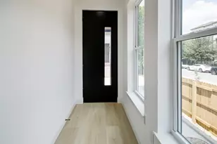 1214 W 24th St, Houston, TX 77008 - Photo 4