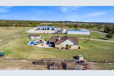 12065 Fm 1696 Road, Bedias, TX 77831 - Photo 32