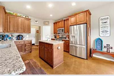 12065 Fm 1696 Road, Bedias, TX 77831 - Photo 10