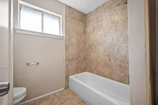 13606 Pecan Oak Dr, Houston, TX 77065 - Photo 16