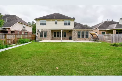 6811 Bannon Trail, Sugar Land, TX 77479 - Photo 32