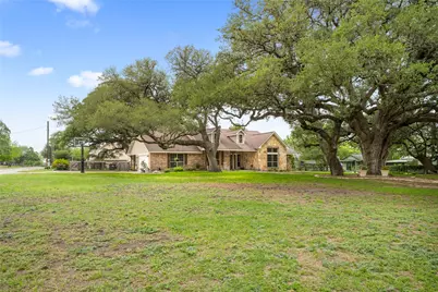 618 S Hudson Street, Flatonia, TX 78941 - Photo 32