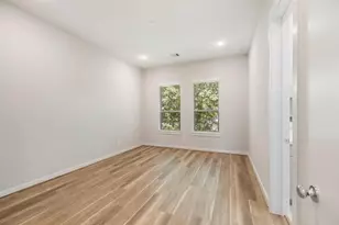 602 Thornton Rd, Houston, TX 77018 - Photo 14