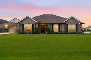 2102 Wikiup St, Dickinson, TX 77539 - Photo 1