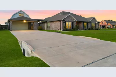 2102 Wikiup Street, Dickinson, TX 77539 - Photo 4