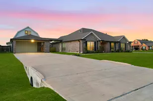 2102 Wikiup St, Dickinson, TX 77539 - Photo 4