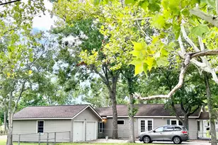14414 2nd St, Santa Fe, TX 77517 - Photo 2