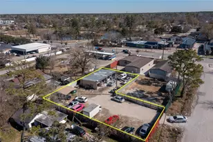 9205 Mesa Dr, Houston, TX 77028 - Photo 4