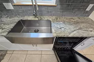 12122 E Marsham Cir, Houston, TX 77066 - Photo 4