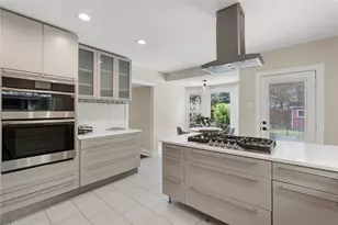 2123 University Blvd, Houston, TX 77030 - Photo 20