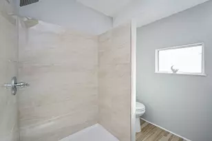 1507 Laird St, Houston, TX 77008 - Photo 4