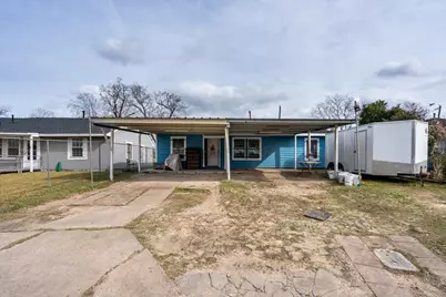 6817 Kassarine Pass, Houston, TX 77033 - Photo 2