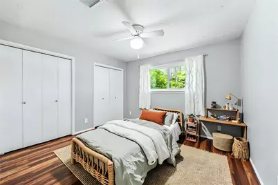 508 Williamsburg Circle, Friendswood, TX 77546 - Photo 12