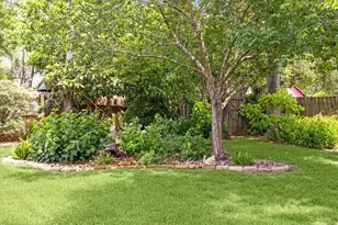 508 Williamsburg Cir, Friendswood, TX 77546 - Photo 20