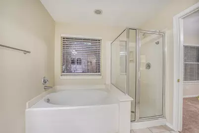 75 Summerhaze Circle, The Woodlands, TX 77382 - Photo 14