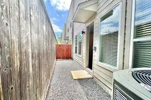 602 Thornton Rd, Houston, TX 77018 - Photo 16