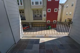 1141 W 24th St, Houston, TX 77008 - Photo 6