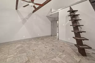 717 W 30th St, Houston, TX 77018 - Photo 32