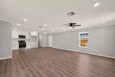 7414 S Hall Street, Houston, TX 77028 - Photo 4