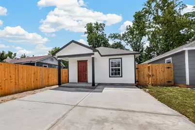 7414 S Hall Street, Houston, TX 77028 - Photo 2