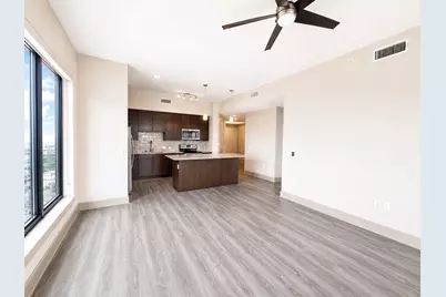 9787 Katy Freeway #1206, Houston, TX 77024 - Photo 4
