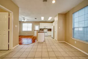 2831 Hackamore Hollow Ln, Houston, TX 77014 - Photo 8