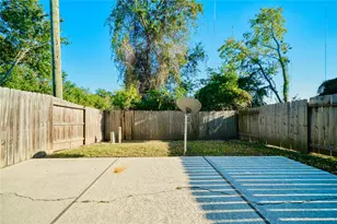 2831 Hackamore Hollow Ln, Houston, TX 77014 - Photo 32