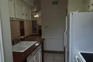 3600 Jeanetta St, Houston, TX 77063 - Photo 14