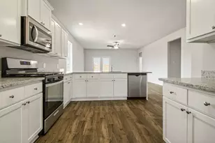 701 Jasmine Rdg Ln, Waller, TX 77484 - Photo 2