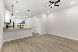 1316 Williams St, Brenham, TX 77833 - Photo 2