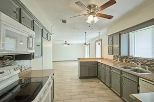 1815 Live Oak Dr, Conroe, TX 77301 - Photo 12