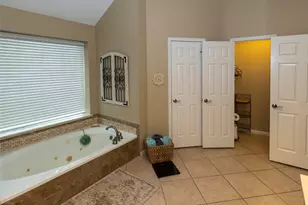 2107 Lakeway Dr, League City, TX 77573 - Photo 6