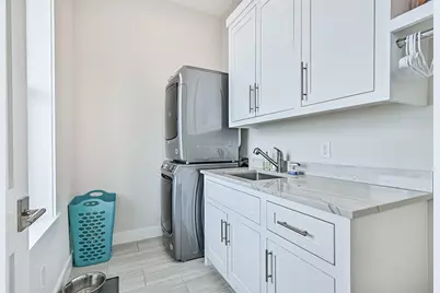 11386 Beachside Drive, Galveston, TX 77554 - Photo 18