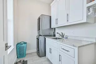 11386 Beachside Dr, Galveston, TX 77554 - Photo 18